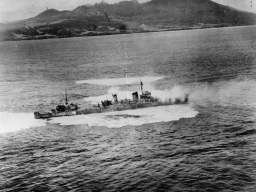 P029448 - Mikazuki under attack off Cape Gloucester, 3rd B.G., 5th A.A.F., 28 July, 1943..jpg